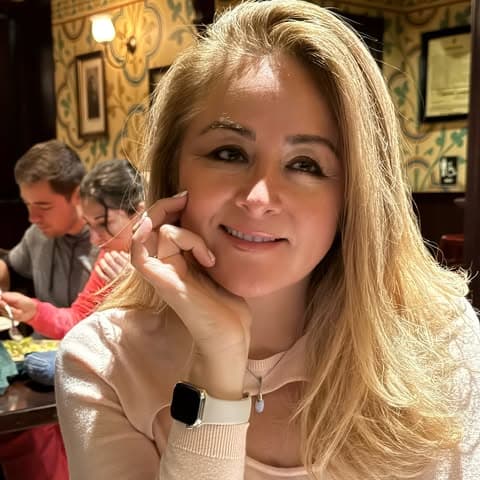 Dr Ana Ochoa